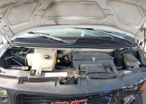 1999 GMC Savana Standard из США, поврежденный, VIN 1GTFG25MXX1069117